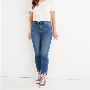 Madewell High-rise slim boyjean in Melbourne wash.
